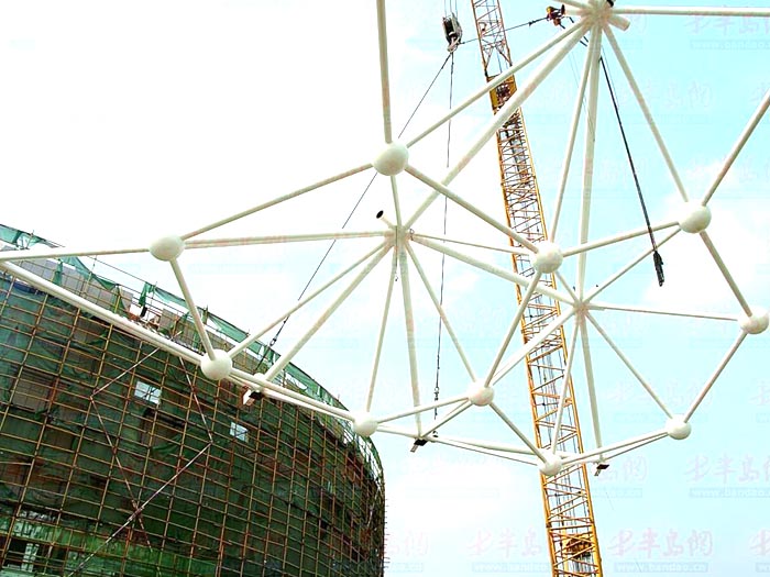 广汉体育馆网架安装
